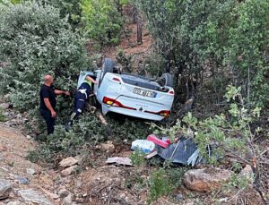 Mersin Mut’ta otomobil şarampole devrildi, sürücü ağır yaralandı