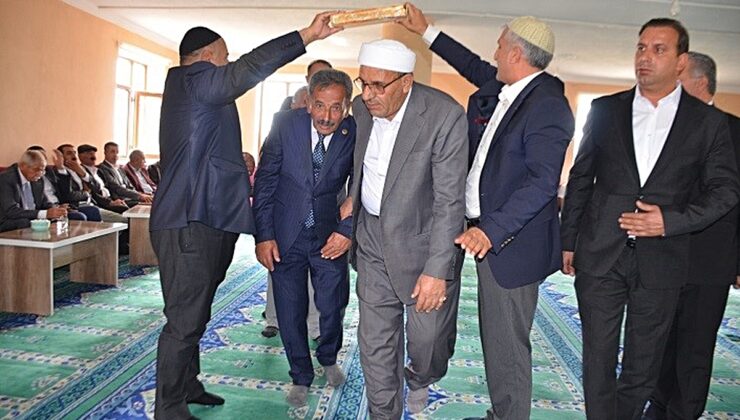 Muş Bulanık’ta Yıldız ve İlpars aileleri 15 yıllık kan davasını barışla bitirdi