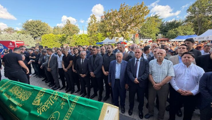 Nuri Aslan’ın babası son yolculuğuna uğurlandı