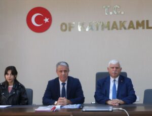 Of’ta özel öğretim kurumları ile değerlendirme toplantısı yapıldı