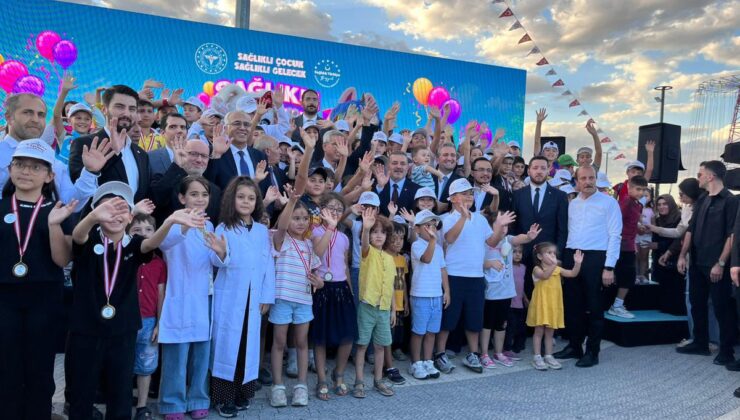 Sağlık Bakanı: Her 3 Kişiden 1’i Sigara İçiyor