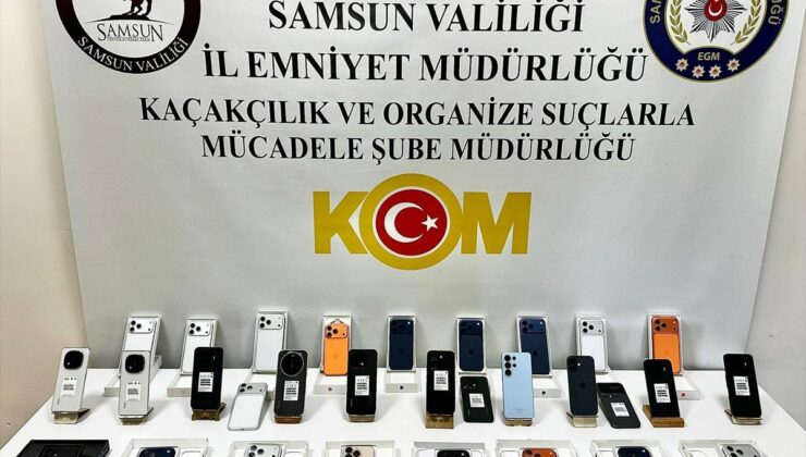 Samsun’da Gümrük Kaçağı Cep Telefonu Operasyonu: 30 Telefon Ele Geçirildi