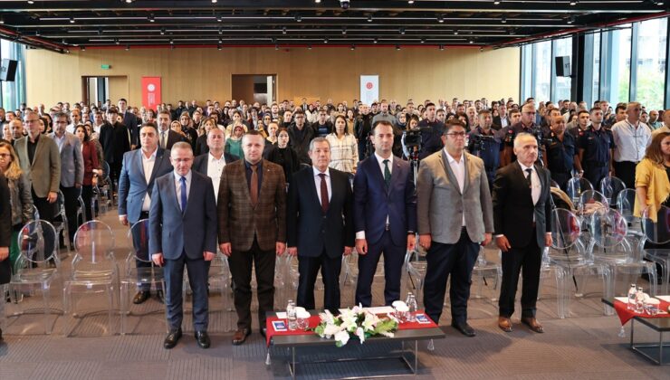 Samsun’da “İletişim Yüzyılı, Güçlü İletişim, Etkin Kamu” eğitim programı düzenlendi