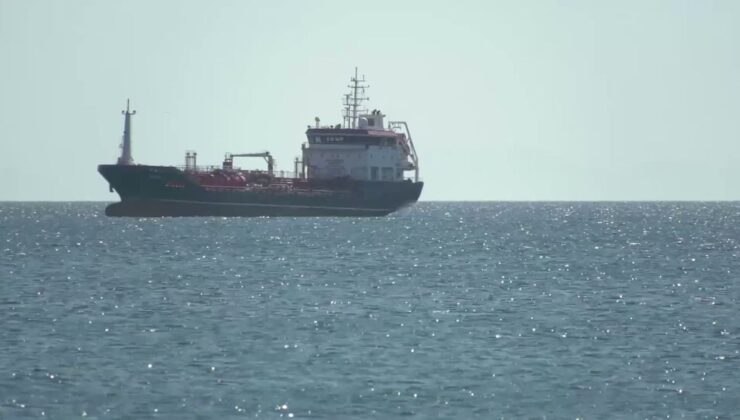 Silivri açıklarında gemi çarpışması: 10 denizci kayboldu