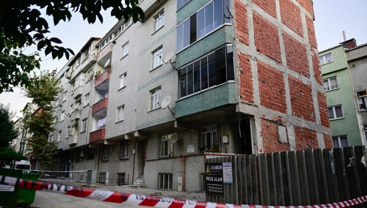 Sultangazi’de duvarlarında çatlama ve ayrılmalar tespit edilen iki apartman tahliye edildi