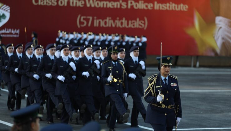 Suriye’de 150 kadın polis adayı Kadın Polis Akademisinden ilk kez mezun oldu