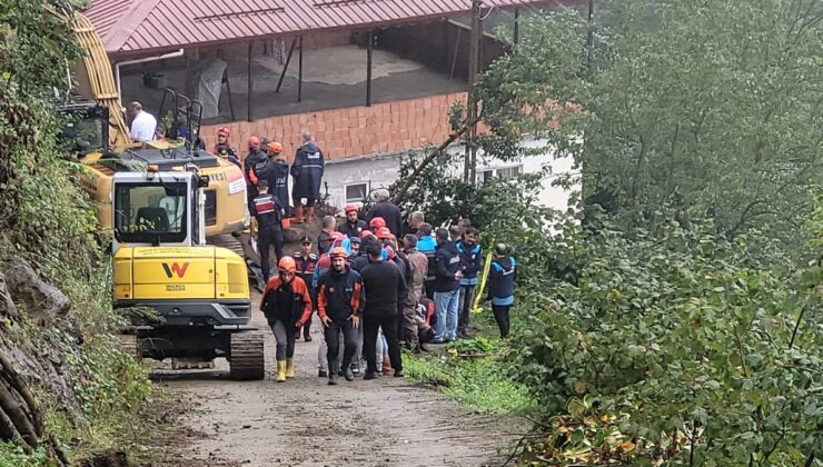 Trabzon’da heyelanda toprak altında kalan Ali Turhal’ın (50) cansız bedenine ulaşıldı