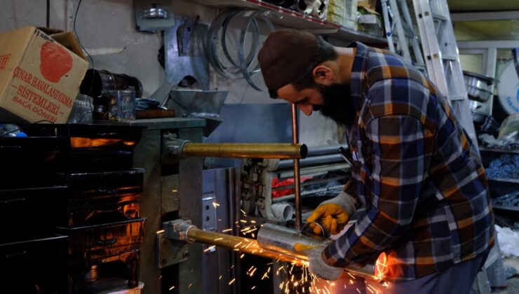 Van Sobacılar Çarşısı’nda soba imalatçıları kırsal talebiyle sezonu açtı