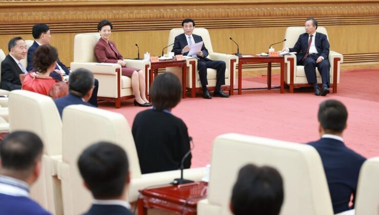 Wang Huning, etnik gruplara daha iyi yaşam için birlikte çalışma çağrısı yaptı