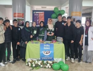 Yeşilay Canik, liselerde bağımlılık ve sağlıklı yaşam için farkındalık stantları açtı