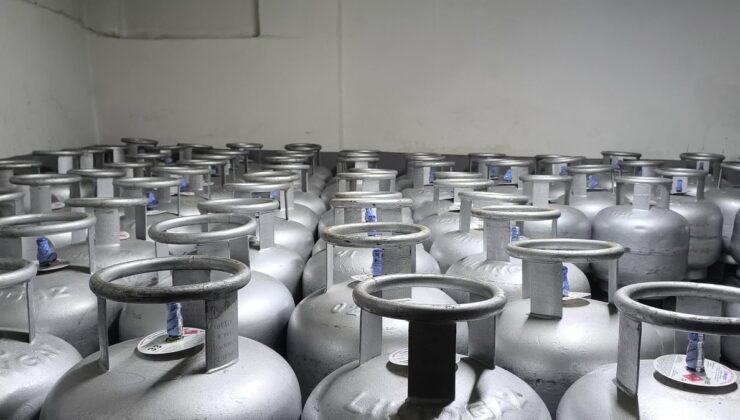 12 kilogramlık mutfak tüpü üç günde 130 TL zamlanarak 1680 TL’ye yükseldi