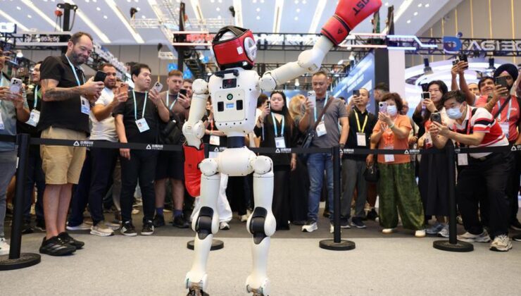140. Kanton Fuarı Guangzhou’da başladı, servis robotlarına özel bölüm bulunuyor