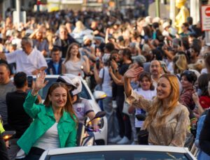63’üncü Antalya Altın Portakal Film Festivali ‘Daima’ sloganıyla kortejle başladı