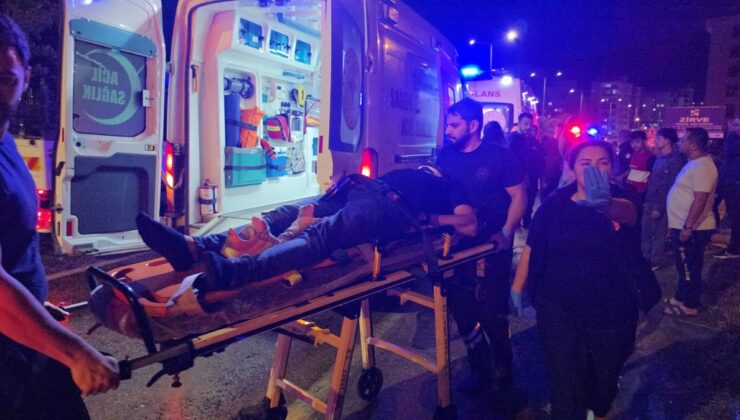 Adana Kozan’da kontrolden çıkan hafif ticari araç kanala düştü, 2 kişi yaralandı