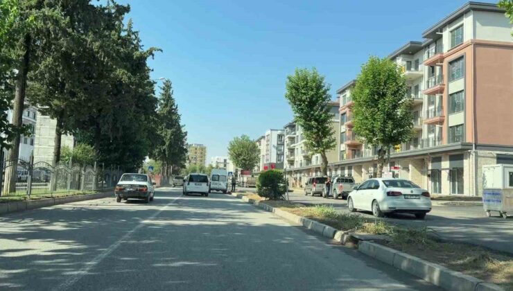 Adıyaman’da 3 yıl sonra araç kamerası enkazın yerine yeni yaşamı görüntüledi