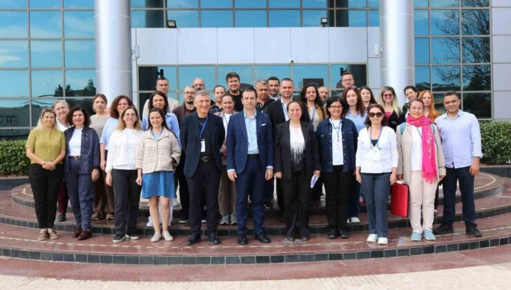 ADÜ Tıp Fakültesi’nde öğretim üyelerine Temel Eğitim Becerileri Kursu düzenlendi.