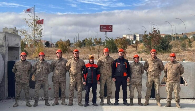 AFAD, Yozgat İl Jandarma Komutanlığı personeline enkazda arama kurtarma eğitimi verdi