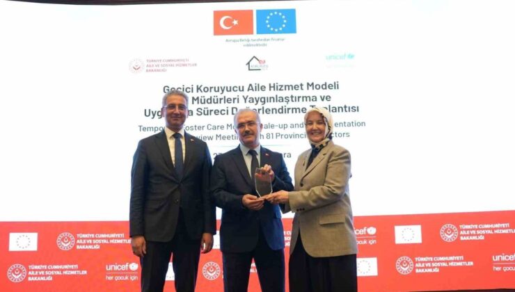 Afyonkarahisar Aile ve Sosyal Hizmetler İl Müdürlüğü geçici koruyucu aile ödülü aldı
