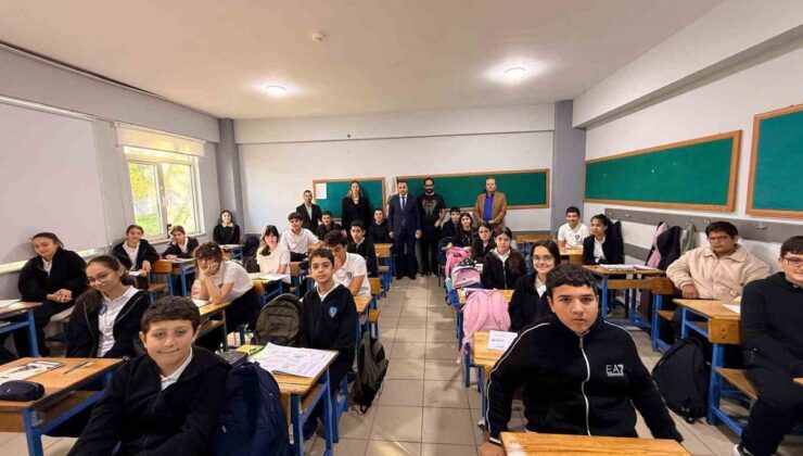 Akçakoca Kaymakamı Uzan, Mustafa Açıkalın Ortaokulunu ziyaret etti