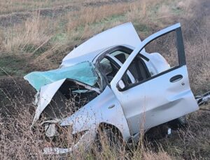 Ankara Polatlı’da iki otomobilin çarpıştığı kazada 3 kişi öldü, 5 yaralandı