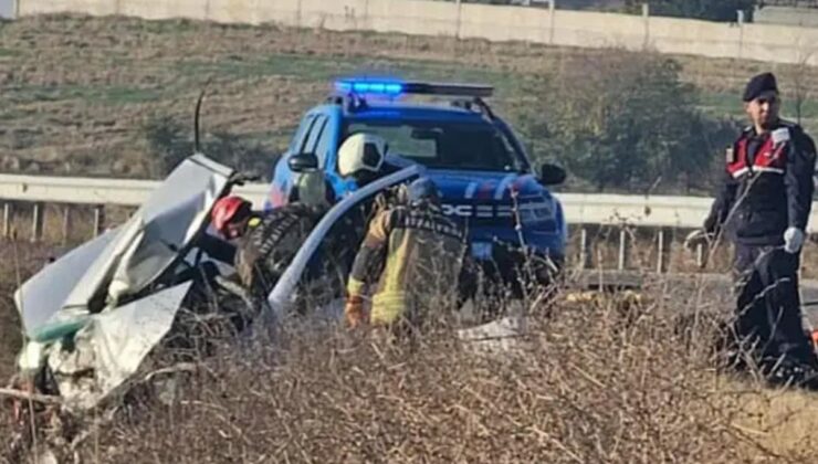 Ankara’da korkunç kaza! Otomobiller kafa kafaya çarpıştı: 3 ölü, 4 yaralı