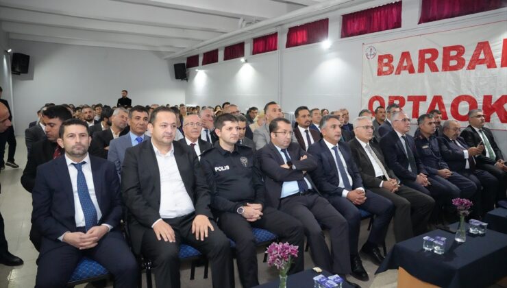 Ankara’nın başkent oluşunun 103. yıl dönümü Çubuk’ta Barbaros Ortaokulu’nda kutlandı