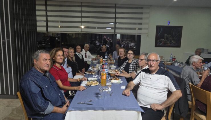 Antalya’da emekli eğitim müfettişleri Ahde Vefa Gecesi’nde buluştu