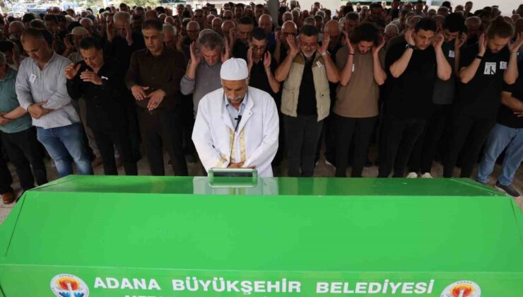 Ayvalık açıklarında tekne kazasında ölen Dr. Şahin Bingüllü Adana’da toprağa verildi