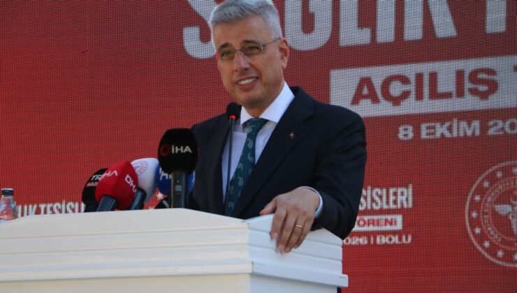 Bakan Memişoğlu, Maltepe’de çöken binada 2 kişi öldü, 7 yaralının durumu iyi dedi