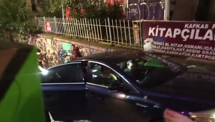 Bakan ziyareti öncesi pankart gerekçesiyle tutuklanan iki üniversiteli tahliye edildi