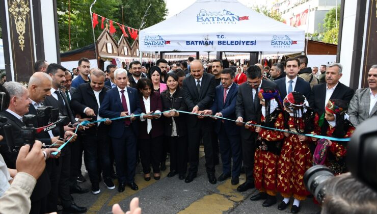 Batman’da bu yıl üçüncüsü düzenlenen Tekstil Fuarı 130 stantta 115 firmayla açıldı