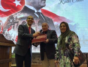 Bisikletiyle konvoya katılan Urfullah Çiftçi, Iğdır’da resepsiyona davet edildi