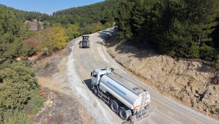 Bursa Keles’te 17 kilometrelik yolda yenileme ve genişletme çalışmaları sürüyor