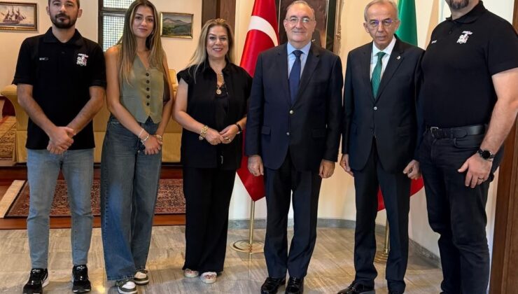 Denizli Basket, Lizbon Büyükelçiliği’ni ziyaret edip Büyükelçi Koç’a teşekkür etti