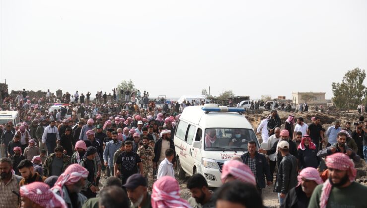 Dera’da Ürdün saldırısında ölen 7 sivil için Et-Taf köyünde cenaze töreni düzenlendi