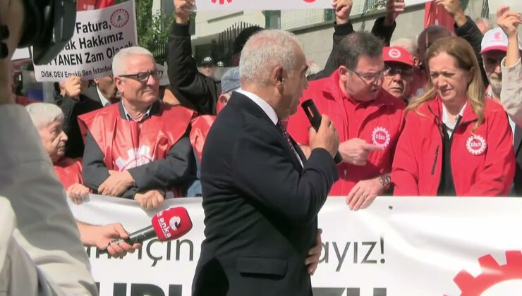 Devrimci Emekliler Sendikası İstanbul Vergi Dairesi önünde aylık artışı istedi