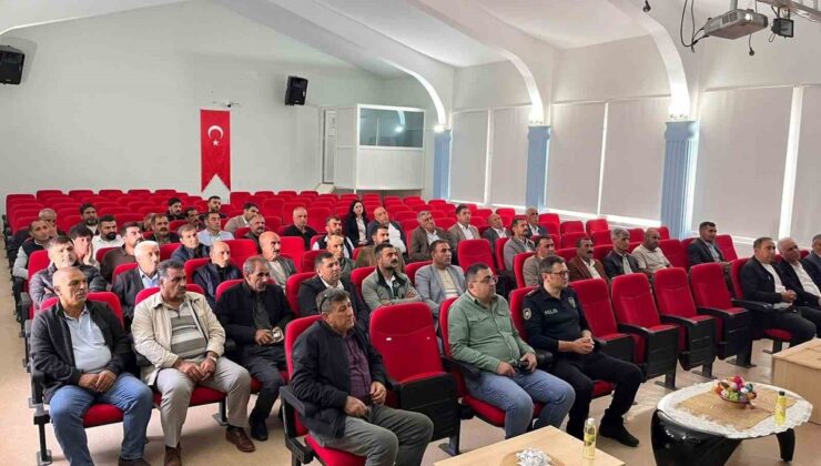 Dicle Kaymakamı Atış, muhtarlarla buluşup Muhtarlar Günü’nü kutladı