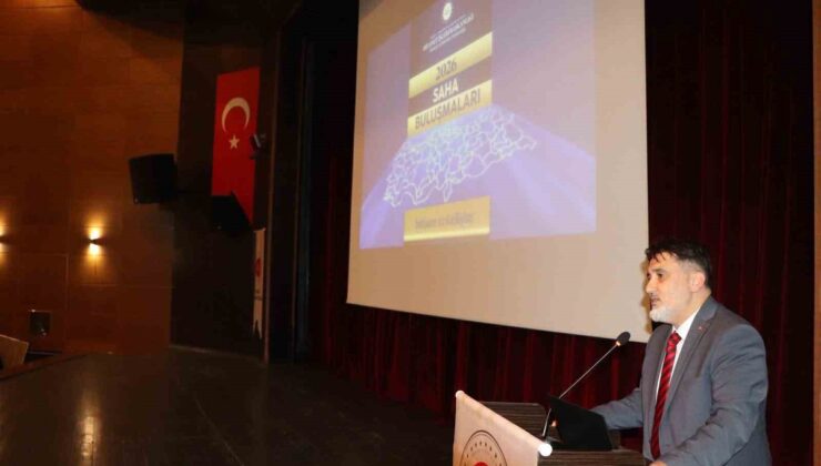 Diyanet heyeti Elazığ’da din hizmetleri için beş oturumlu saha buluşması düzenledi