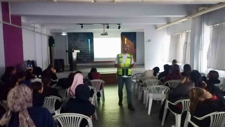 Düzce Akçakoca’da Nene Hatun MTAL öğrencilerine iş güvenliği eğitimi verildi