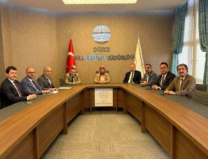 Düzce’de taşımalı eğitimin sorunları İl Değerlendirme Toplantısı’nda görüşüldü