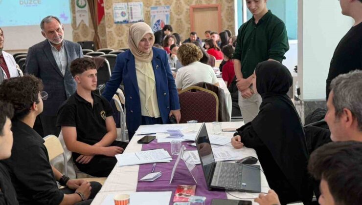 Düzce’deki Gençlik İklim Çalıştayı’nda lise öğrencileri çözüm önerileri geliştirdi