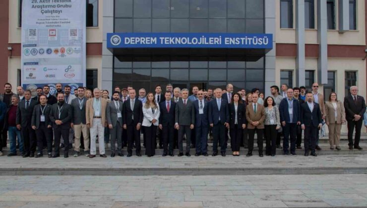 EBYÜ ev sahipliğinde 29. ATAG Çalıştayı Erzincan’da başladı, 52 bildiri sunuluyor