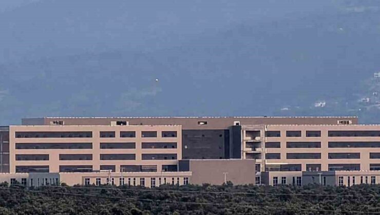Edremit’te 300 yataklı devlet hastanesinde çalışmalar hızla sürüyor