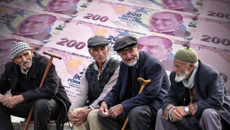 Emekli maaşlarına düzenleme hazırlığı…Prof. Dr. Hakkı Hakan Yılmaz: “Mevcut koşullarda bu artışlar şüphesiz ki yeterli olmayacaktır”