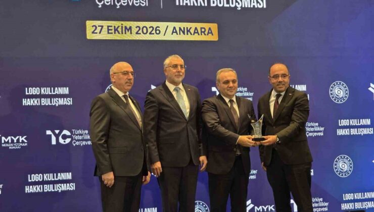 ERÜ TYÇ logo hakkı alarak Türkiye’de ilk 20 üniversite arasına girdi