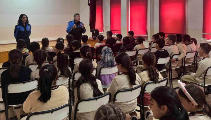 Erzincan’da polis 218 ilkokul öğrencisine güvenlik eğitimi verdi