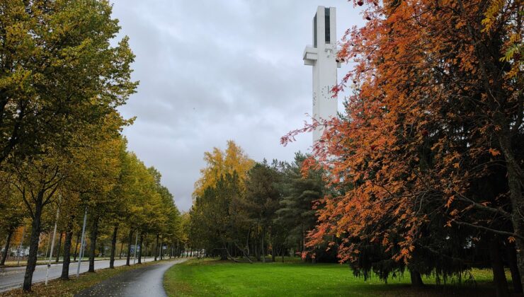 Finlandiya’da sonbahar renkleri Vaasa’da güzel görüntüler oluşturdu