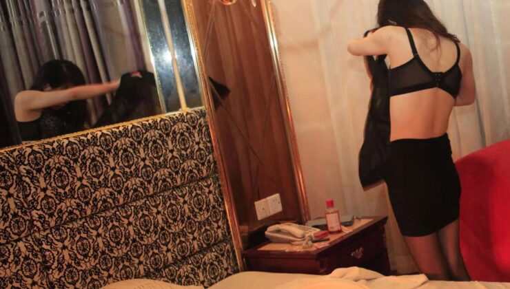 Fuhuş pazarlığının yazışmaları sızdı! 2 saat için istedikleri ücrete bakın