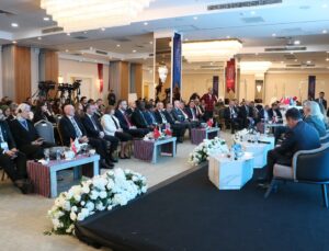Gaziantep’teki iklim diyaloğunda belediye başkanları kuraklık ve uyumu anlattı