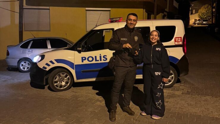 Gediz’de cüzdanı polise teslim eden 11 yaşındaki kız 500 TL hediye çeki aldı